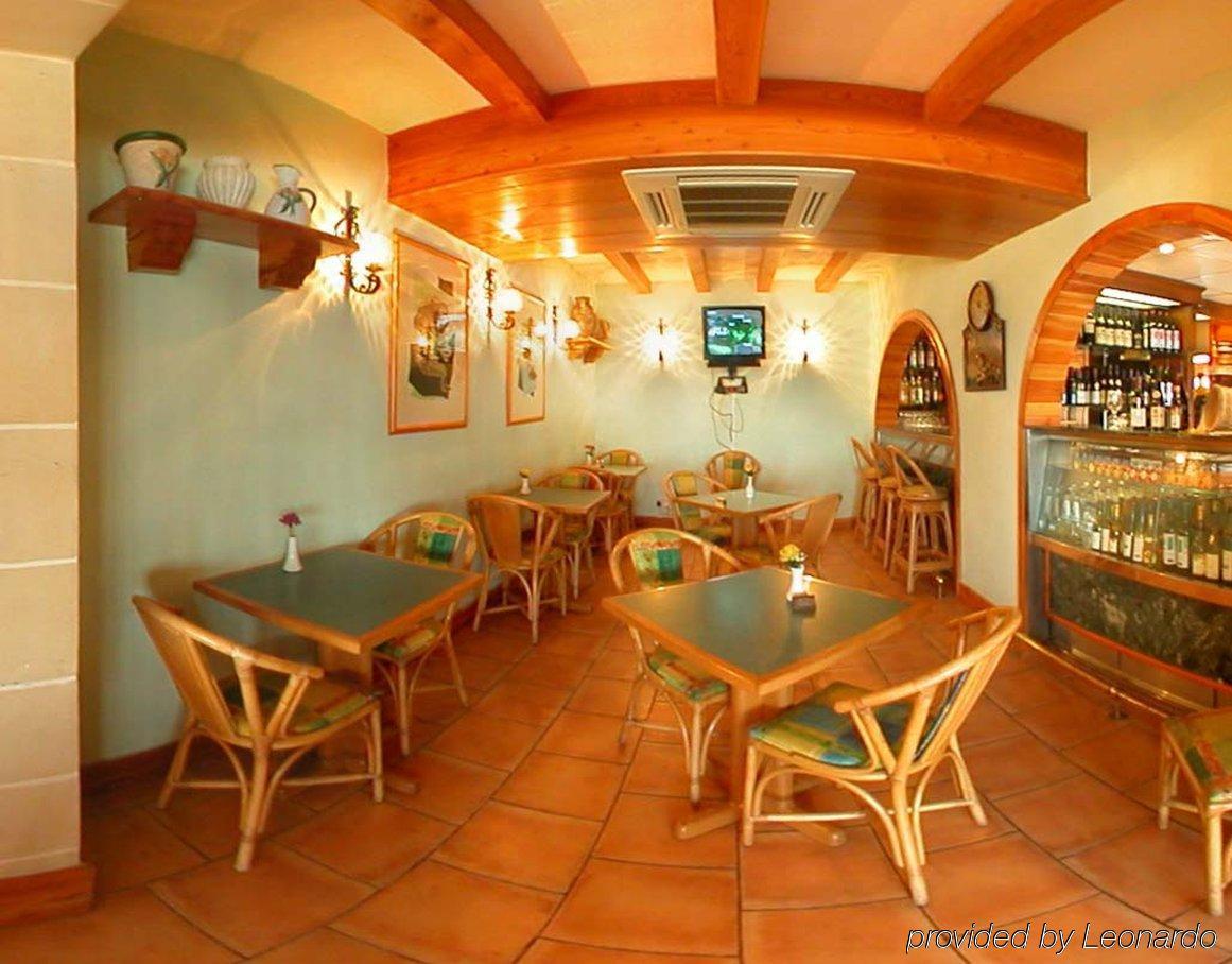 The Mediterranea Hotel & Suites St. Paul's Bay Restaurante foto